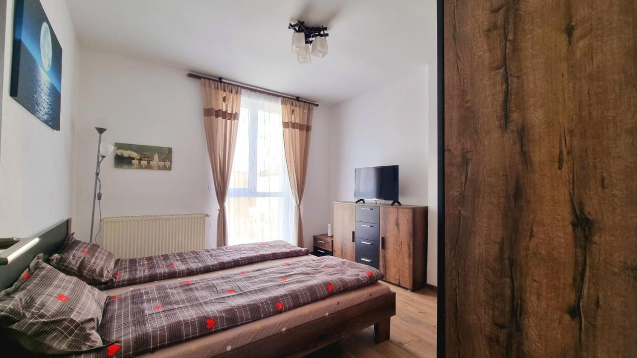 Apartament Dabe Hd Hunedoara Exterior foto